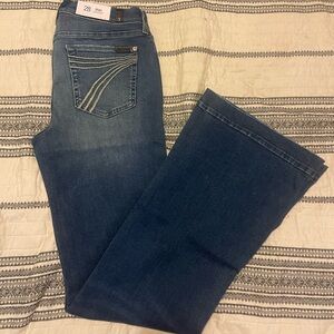 Seven for all mankind Dojos